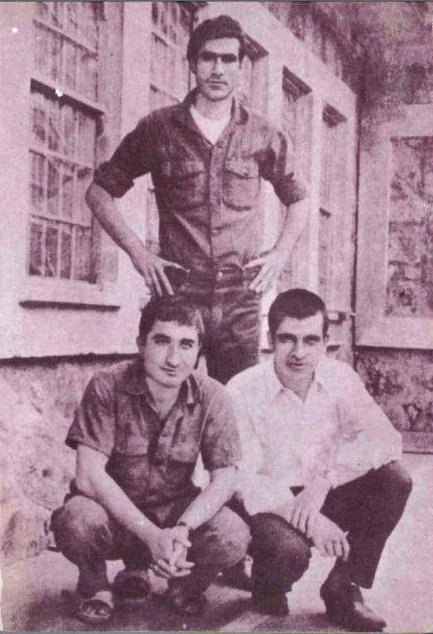 Deniz33.jpg (61503 bytes)